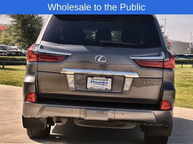 Used 2017 Lexus LX 570 4WD w/ Luxury Package image 6