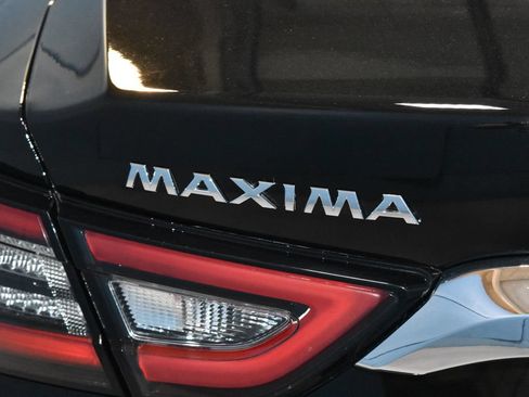 Certified 2023 Nissan Maxima Platinum w/ Sport Mat Group FWD image 30