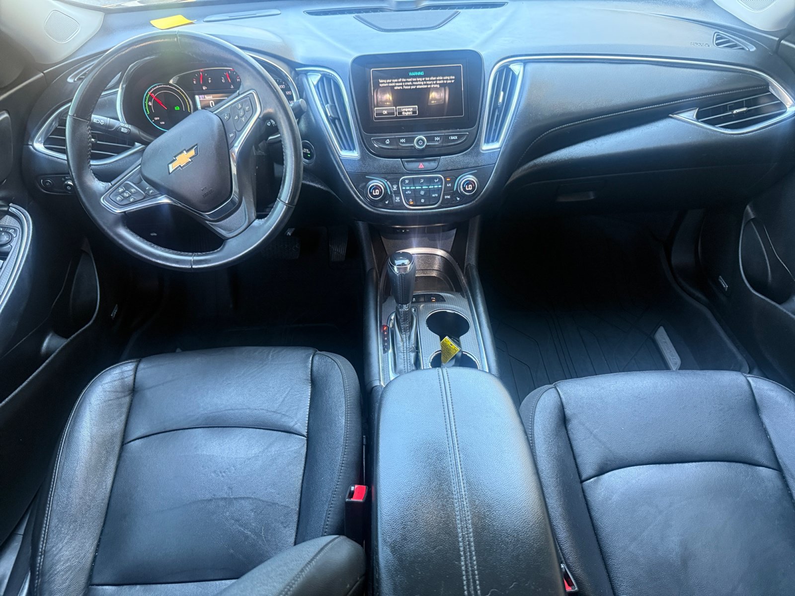 Used 2018 Chevrolet Malibu Hybrid w/ Leather Package FWD image 17