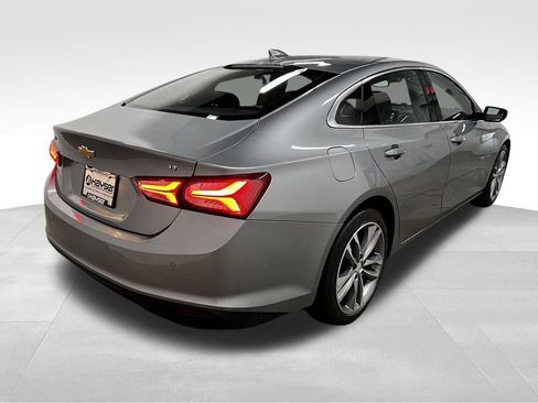 Used 2024 Chevrolet Malibu LT FWD image 3