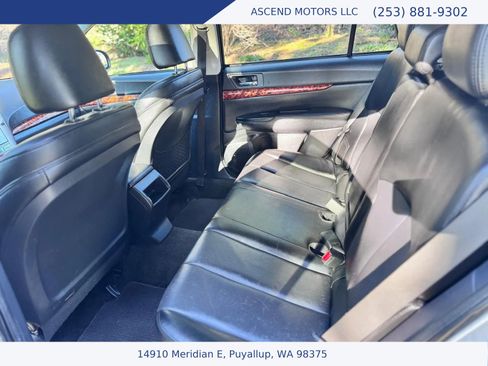 Used 2012 Subaru Outback 2.5i Limited AWD/4WD image 10