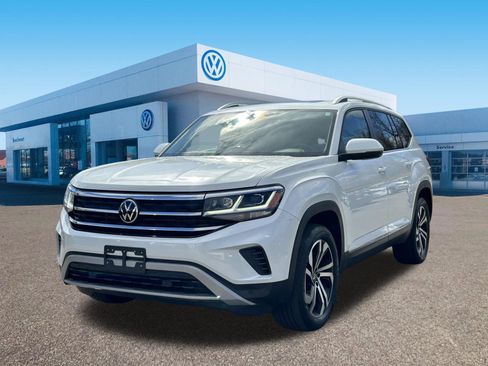 Used 2023 Volkswagen Atlas SEL image 3