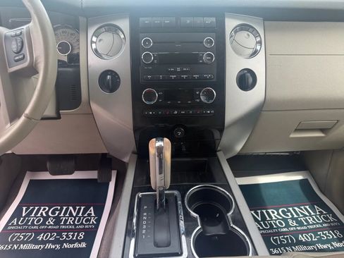 Used 2014 Ford Expedition Limited image 11