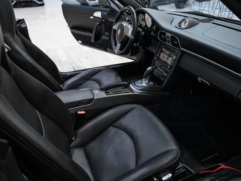 Used 2010 Porsche 911 Turbo image 57