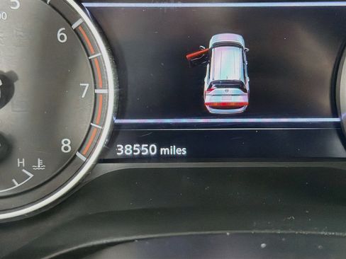 Used 2025 Nissan Rogue SV FWD image 19