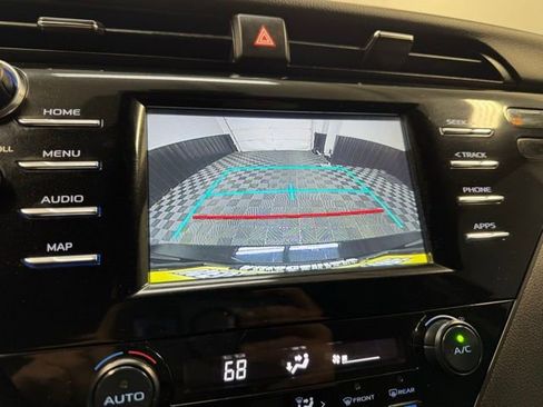 Used 2019 Toyota Camry SE image 20