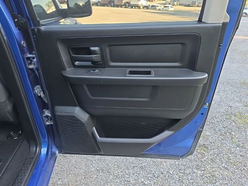 Used 2019 RAM 1500 Express w/ Wheel & Sound Group AWD/4WD image 19