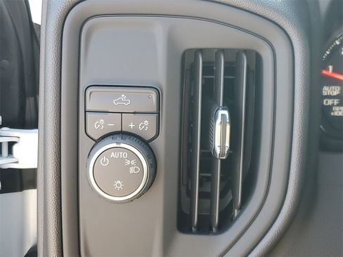 New 2026 Chevrolet Silverado 1500 Custom image 18