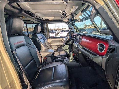 Used 2020 Jeep Gladiator Rubicon image 11