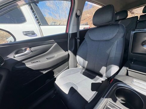 Used 2023 Hyundai Santa Fe SEL image 21