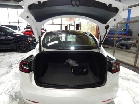 Used 2022 Tesla Model 3 Long Range image 33