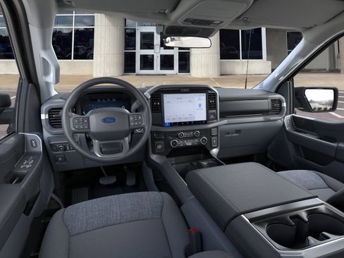 New 2026 Ford F150 XLT w/ XLT Chrome Appearance Package RWD image 9