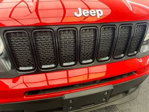 Used 2021 Jeep Renegade Sport FWD image 28