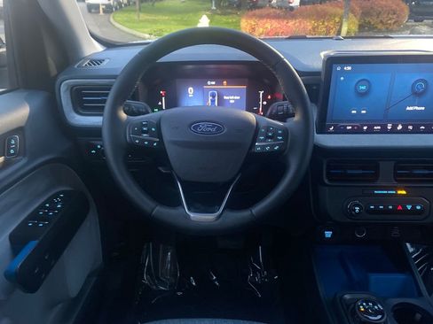 New 2025 Ford Maverick XLT w/ XLT Luxury Package image 21