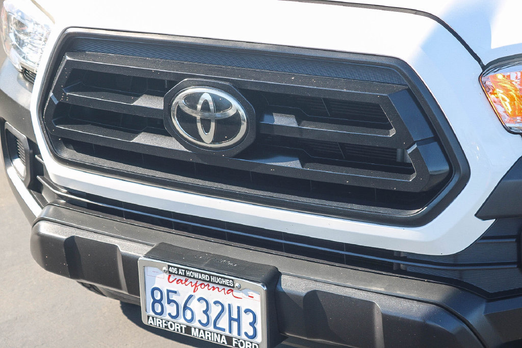 Used 2021 Toyota Tacoma SR RWD image 14