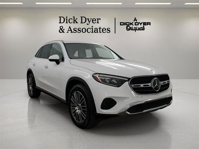 New 2025 Mercedes-Benz GLC 300