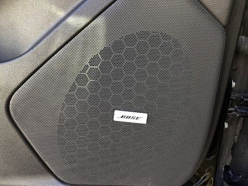 Used 2019 Cadillac XT5 Premium Luxury image 11