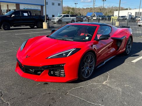 Used 2023 Chevrolet Corvette Z06 image 2