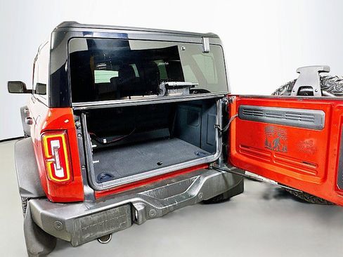 Used 2024 Ford Bronco Wildtrak image 24