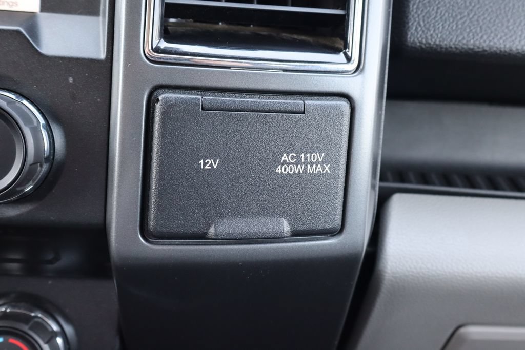 Used 2018 Ford F150 XLT w/ Equipment Group 302A Luxury AWD/4WD image 29