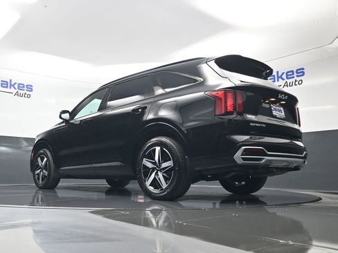Certified 2023 Kia Sorento S image 43