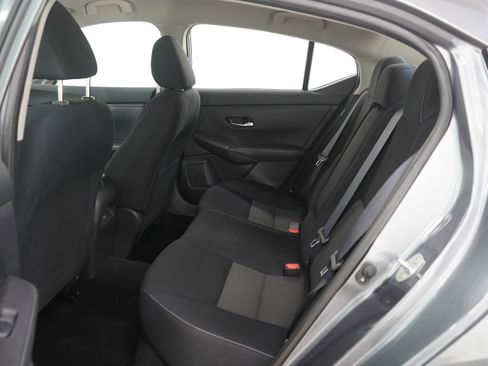 Used 2021 Nissan Sentra SV image 16