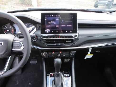 Used 2022 Jeep Compass Altitude image 19