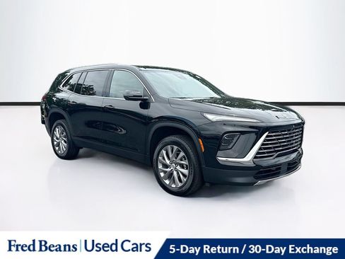 Used 2026 Buick Enclave Preferred AWD/4WD image 1