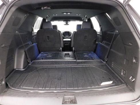 Used 2023 Chevrolet Traverse RS w/ LPO, Floor Liner Package image 18