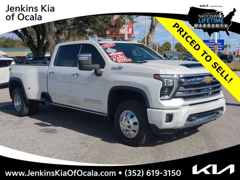 Used 2025 Chevrolet Silverado 3500 High Country w/ High Country Premium Package image 1