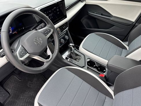 New 2026 Volkswagen Taos S image 10