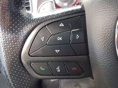 Used 2022 Dodge Charger R/T w/ Driver Convenience Group image 10