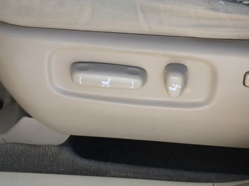 Used 2006 Toyota Highlander 4WD Hybrid image 12