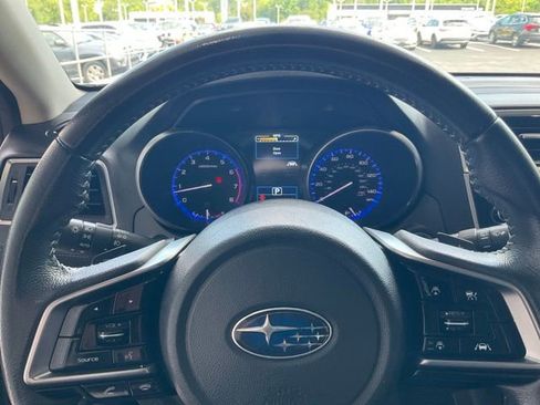 Used 2019 Subaru Outback 2.5i Limited AWD/4WD image 8