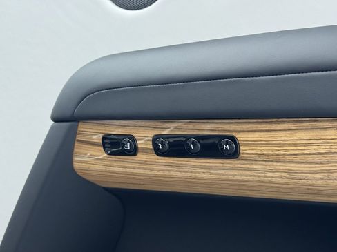 Certified 2021 Rolls-Royce Ghost image 63