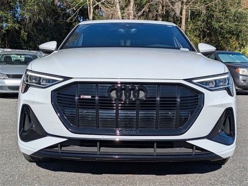 Used 2023 Audi e-tron Premium Plus w/ Premium Plus Package image 8