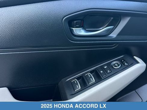 Certified 2025 Honda Accord LX image 13