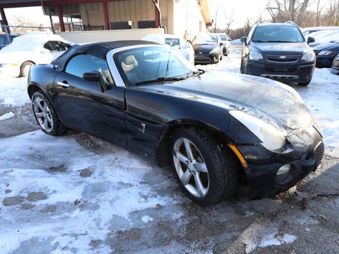 Used 2007 Pontiac Solstice GXP w/ Premium Package image 4