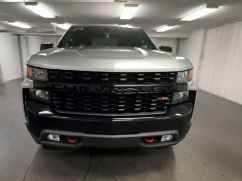 Used 2019 Chevrolet Silverado 1500 Custom Trail Boss w/ Custom Convenience Package AWD/4WD image 3
