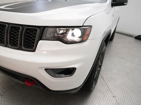 Used 2021 Jeep Grand Cherokee Trailhawk AWD/4WD image 23