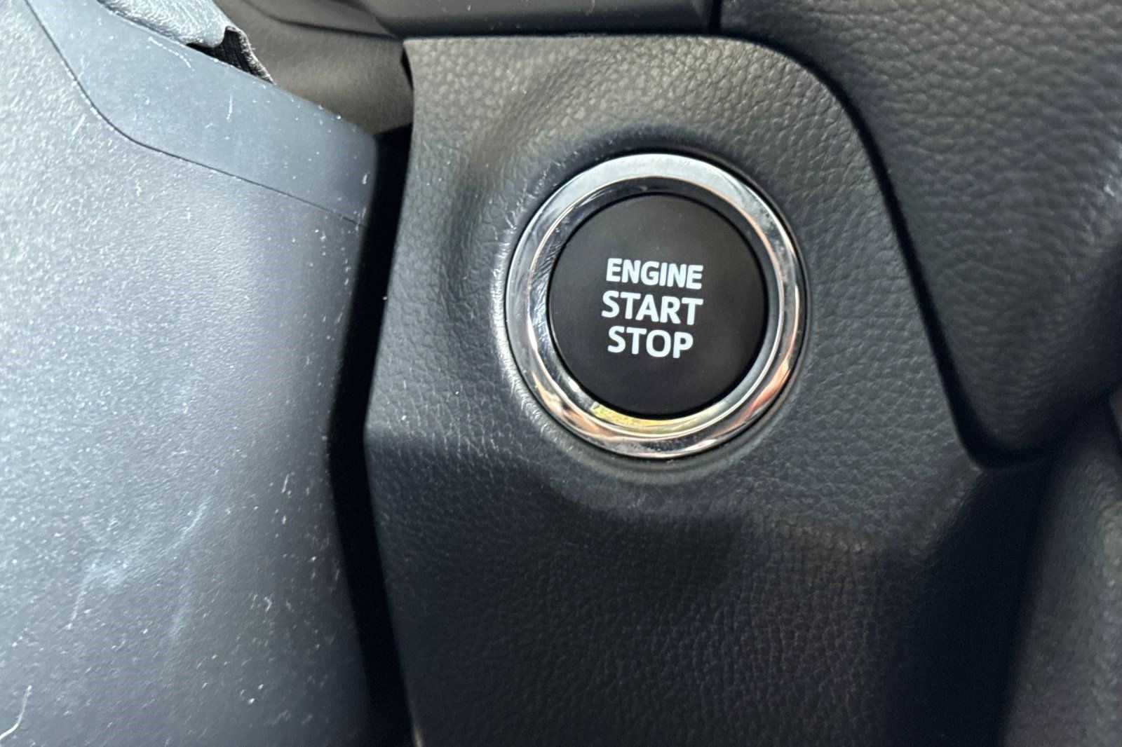 Used 2023 Toyota RAV4 XLE w/ Convenience Package FWD image 16