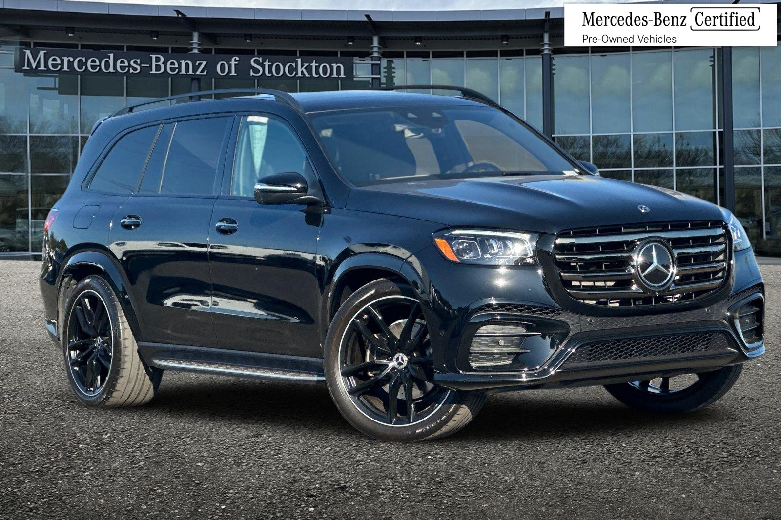 Certified 2025 Mercedes-Benz GLS 580 4MATIC image 1