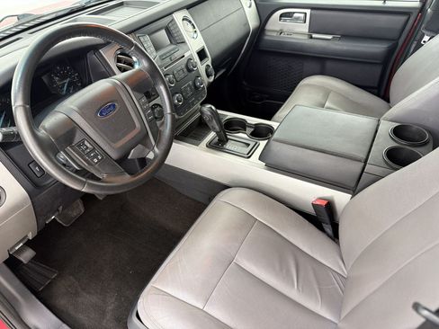 Used 2016 Ford Expedition XLT AWD/4WD image 4