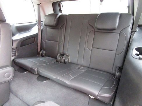 Used 2019 Chevrolet Tahoe Premier AWD/4WD image 13