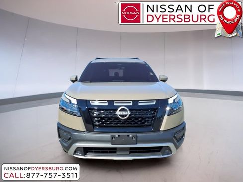 Used 2025 Nissan Pathfinder Rock Creek AWD/4WD image 8