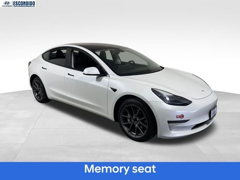 Used 2021 Tesla Model 3 Standard Range Plus RWD image 7