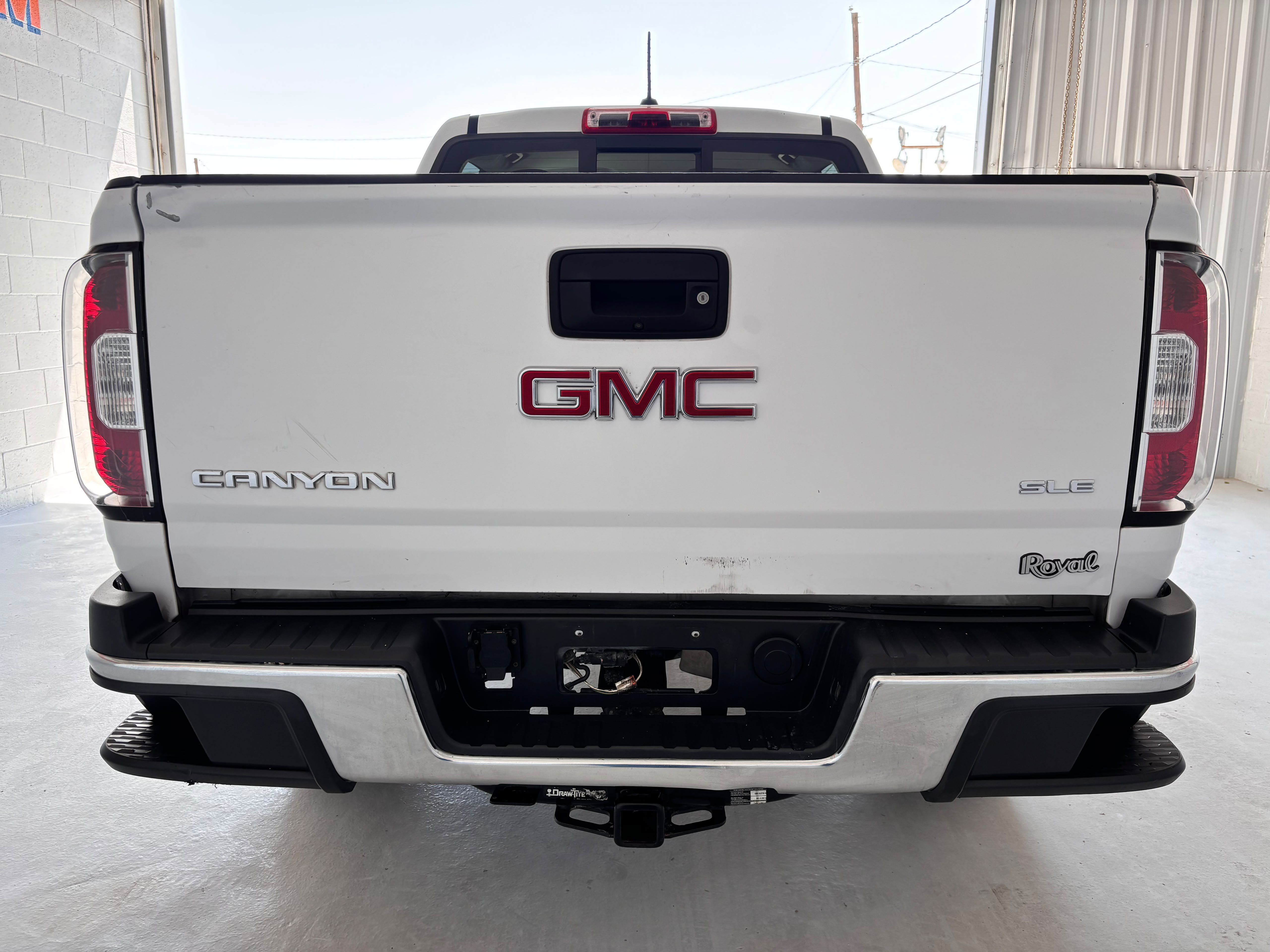 Used 2017 GMC Canyon SLE w/ SLE Convenience Package AWD/4WD image 4