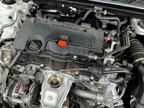 Used 2024 Honda Civic Sport image 29