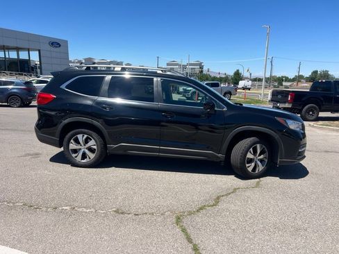 Used 2022 Subaru Ascent Premium w/ Convenience Package AWD/4WD image 4
