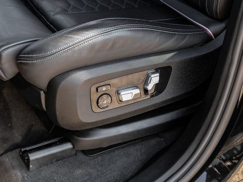 Used 2023 BMW X5 M w/ Competition Package AWD/4WD image 38